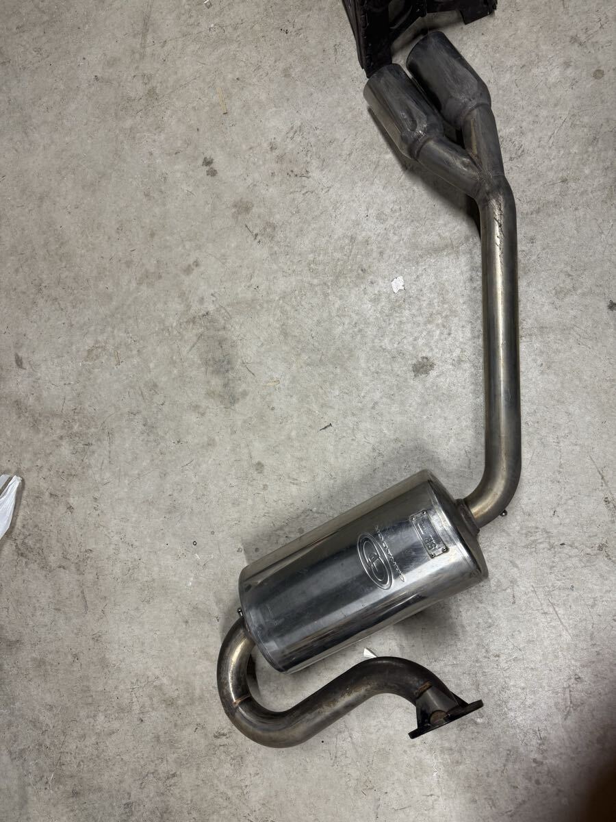 60.70ヴォクシー ガナドールマフラー