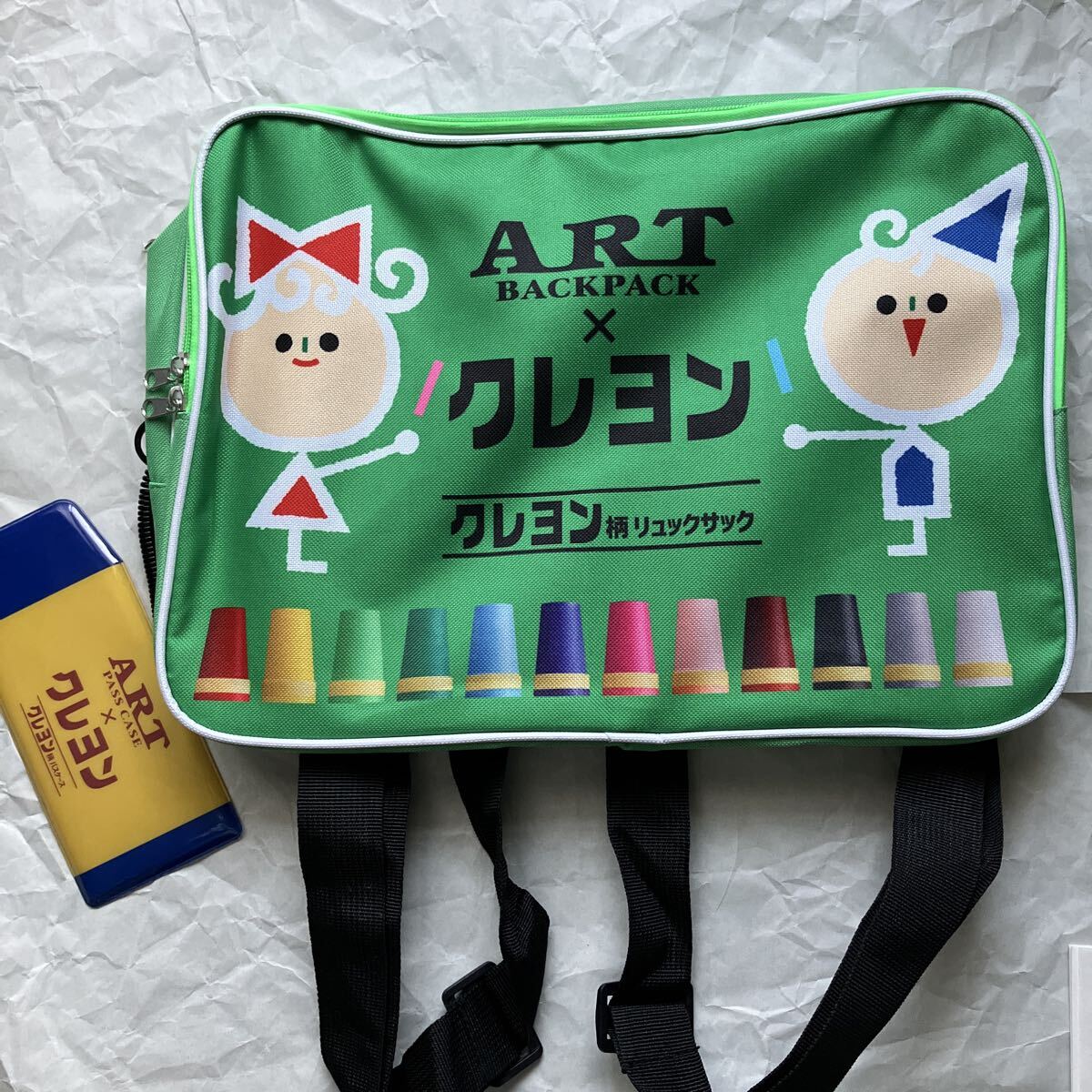 ART BACKPACK×クレヨン　サクラクレヨン　クレヨン柄リュックサック　プ