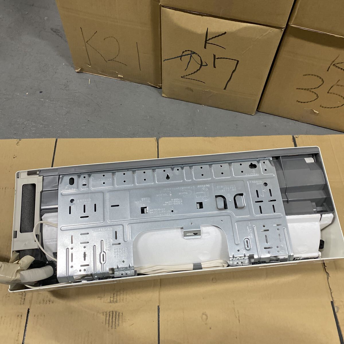 DAIKIN ダイキン ルームエアコン 内外機セット F25XTES-W 2020年製 動作撤去品 ポンプダウン済 主に8畳用 引き取り可能 現状渡し _サムネイル画像10