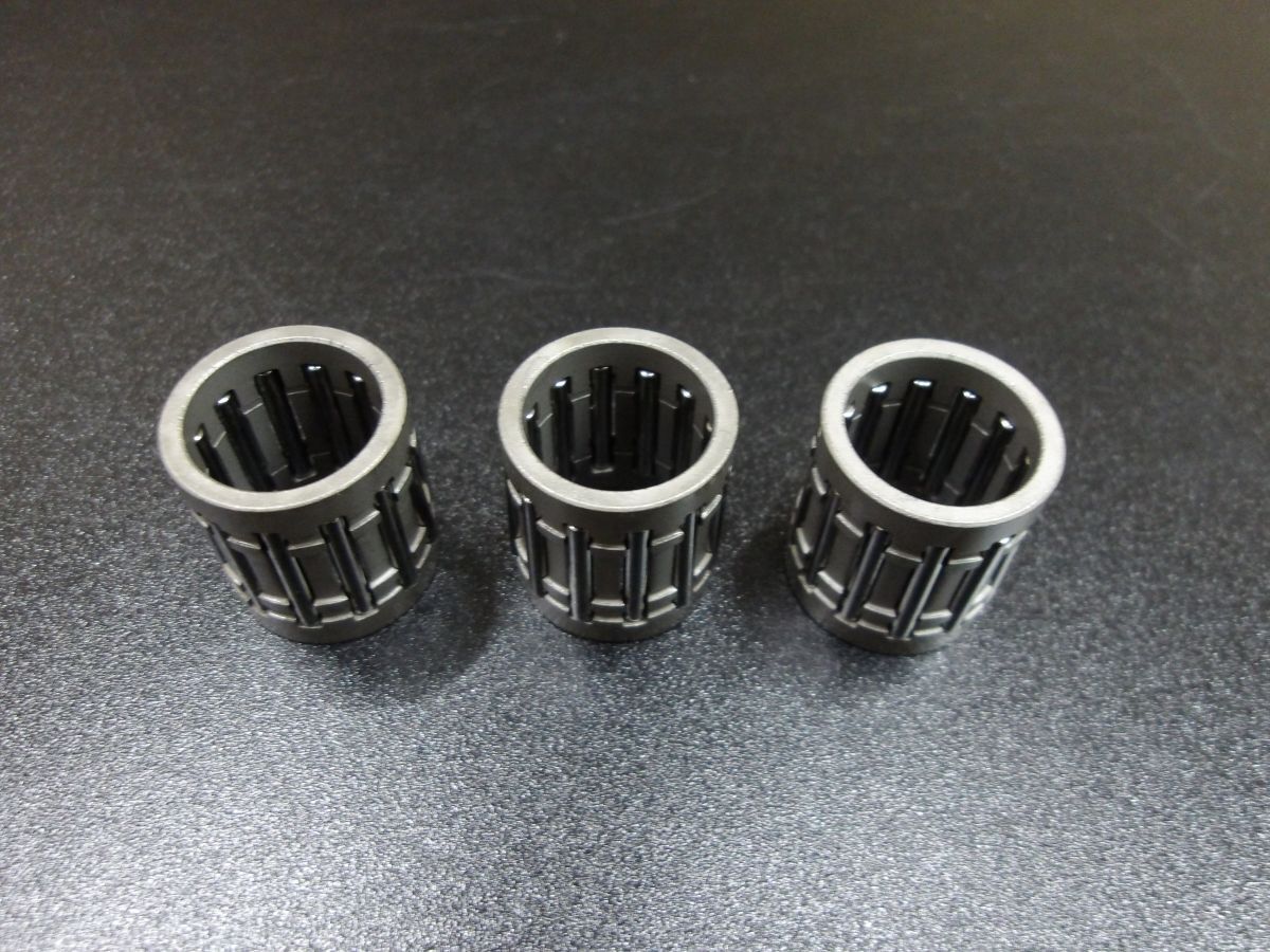 GT380(1) поршень булавка подшипник комплект *