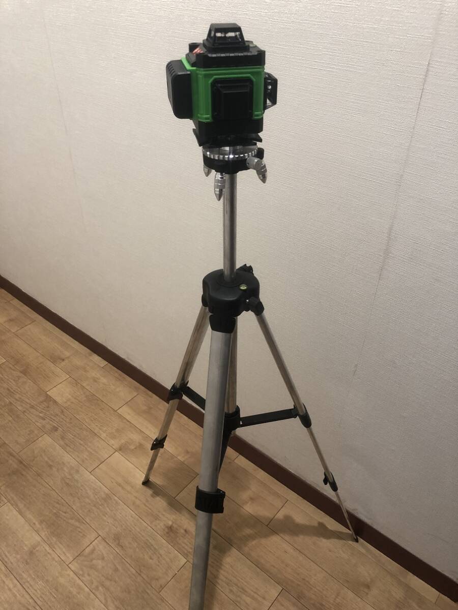 16ライングリーンレーザー墨出し器/水準器/水平器墨だし器/測定器/墨出し機//4D/自動補正機能/ 高輝度 高精度/1.2m三脚付き_サムネイル画像9