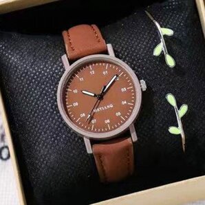 ブラウン シンプルなスエード調のレディース腕時計安い大人、学生、社会人の通勤かわいいスエードのクォーツでアナロなのに おしゃれ
