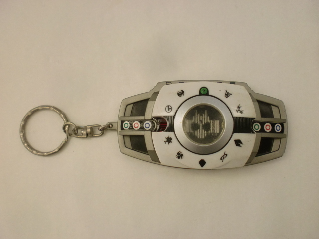 【ジャンク品】劇場版 仮面ライダーディケイド ディケイドライバー キーホルダー