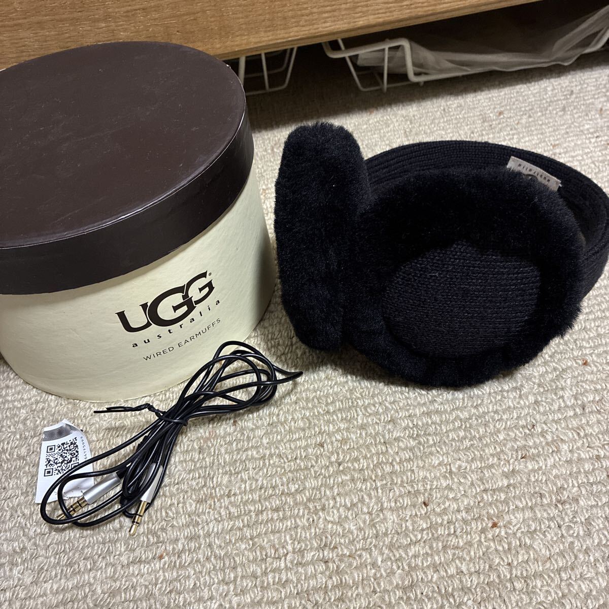 UGG WIRED EARMUFFS ヘッドホン 中古 ブラック アグ イヤーマ