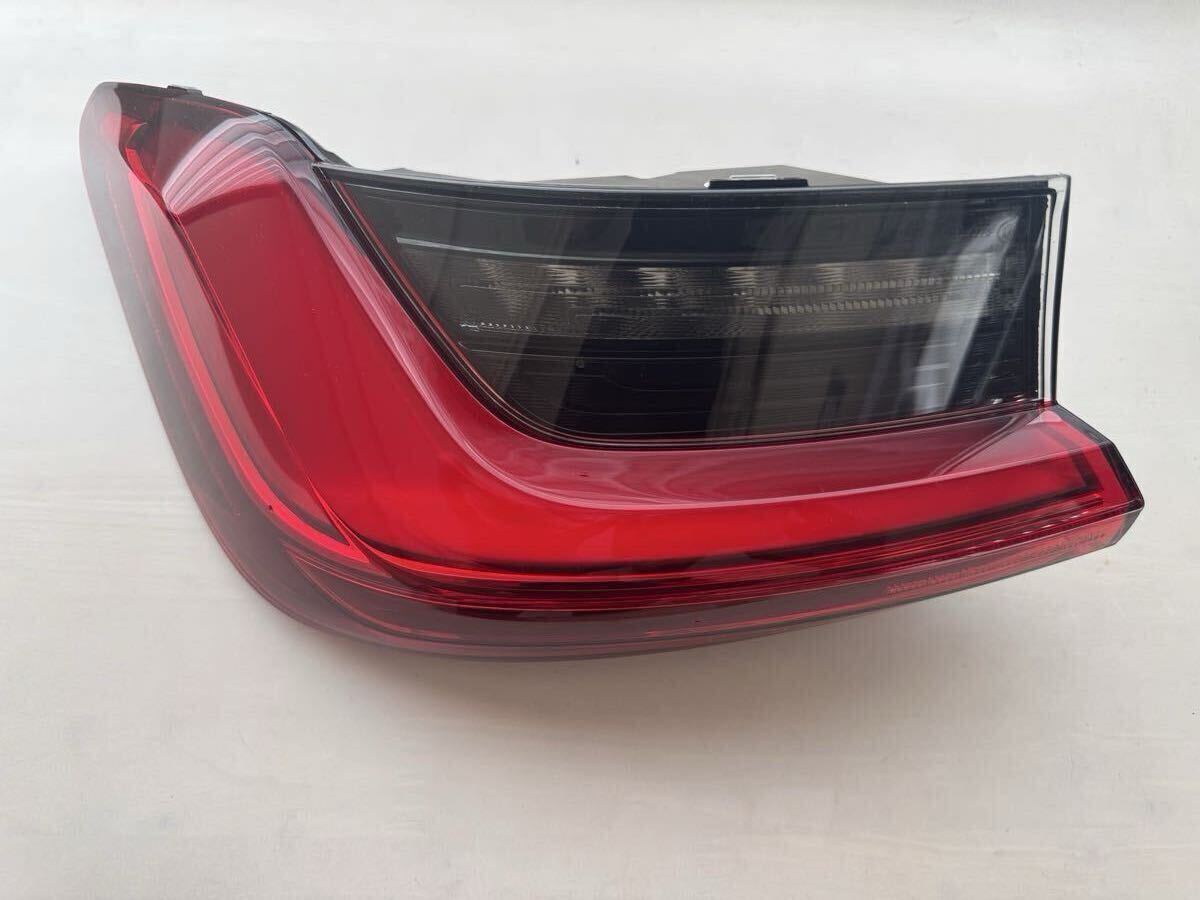 * новый товар BMW G20 оригинальный товар 3 серии задний фонарь левый 63217420449 левый LED tail *