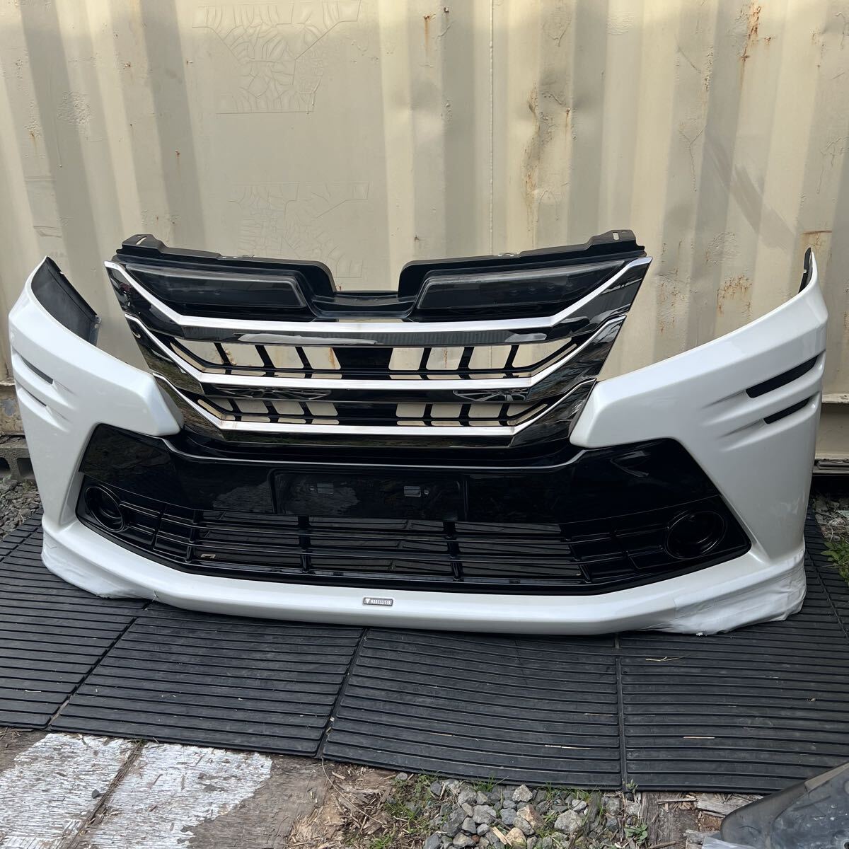 2025年最新】Yahoo!オークション -ヴォクシー 80 モデリスタ(フロント