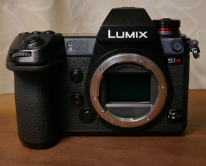 Panasonic ルミックス Lumix S1R DC-S1R ボディ