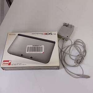 MM592 ニンテンドー3DSLL 本体 シルバー×ブラック 任天堂 SPR-001 初期化/簡易動作確認済 箱付き GCEA