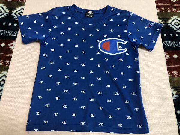 チャンピオン　半袖Tシャツ 140センチ　トップス　キッズ　ジュニア　champion ロゴ