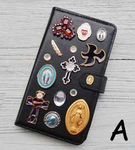 【A】LEATHER BIJOU & MEDAI CROSS SMART Iphone PHONE CASE( 手帳型 スマートフォン ケース）iphone15/14/13/12/11 Pro mini 対応