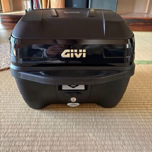 GIVI リアボックス トップケース