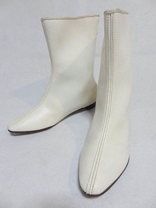 ① Vintage rare 60S lady's ankle heel boots white fake leather imitation leather plain dead stock rare shoes shoes color 