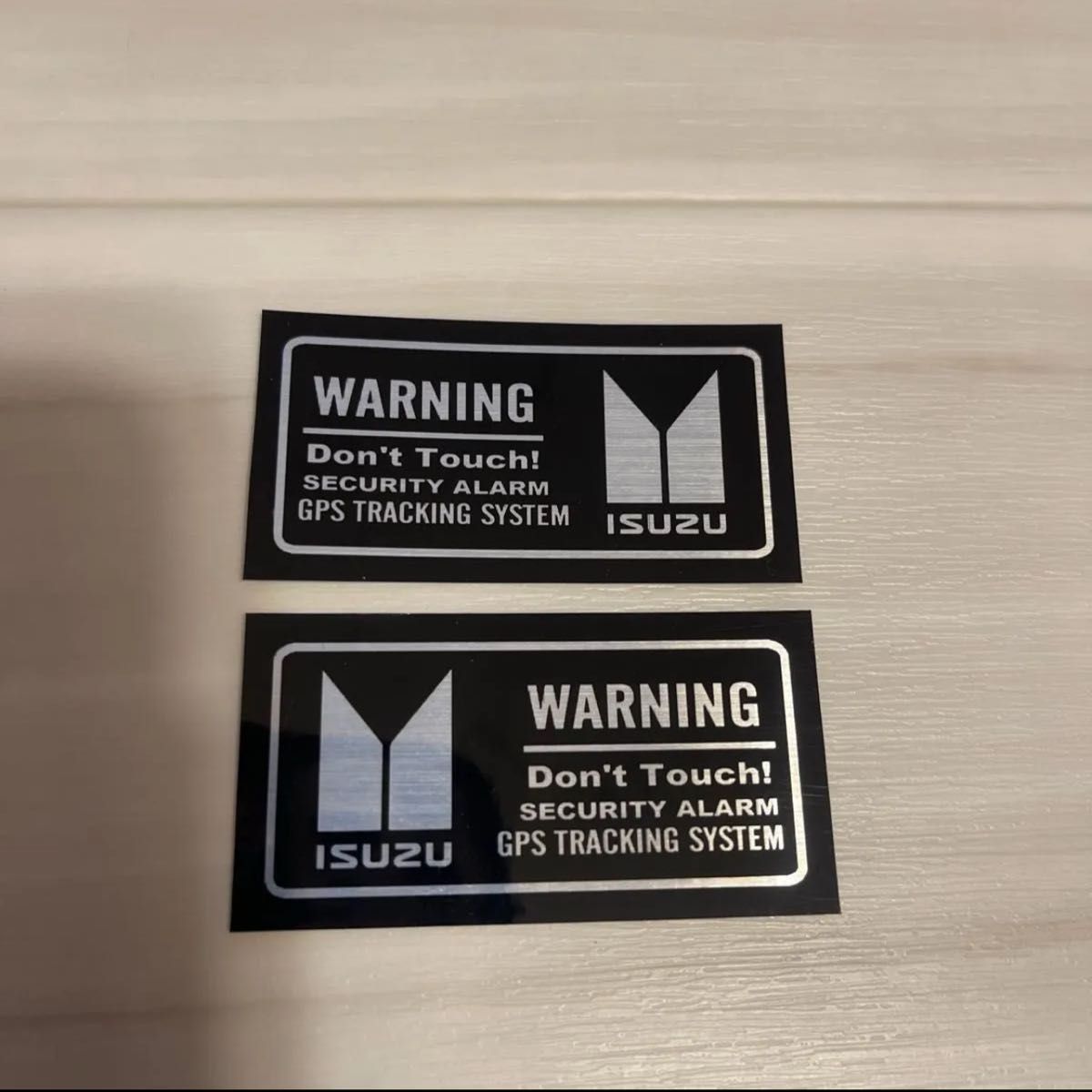 いすゞ　セキュリティステッカー
