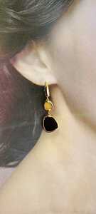 [ new goods ]K18 18 gold onyx a bench . Lynn earrings Italy made 