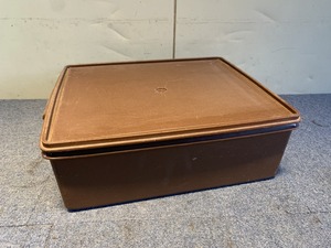 (YGA2376) tapper wear Tupperware storage case 