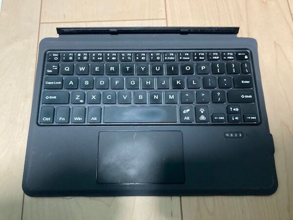Microsoftマイクロソフト surface go用ワイヤレスキーボード Bluetooth 光 ブラック タイプカバー