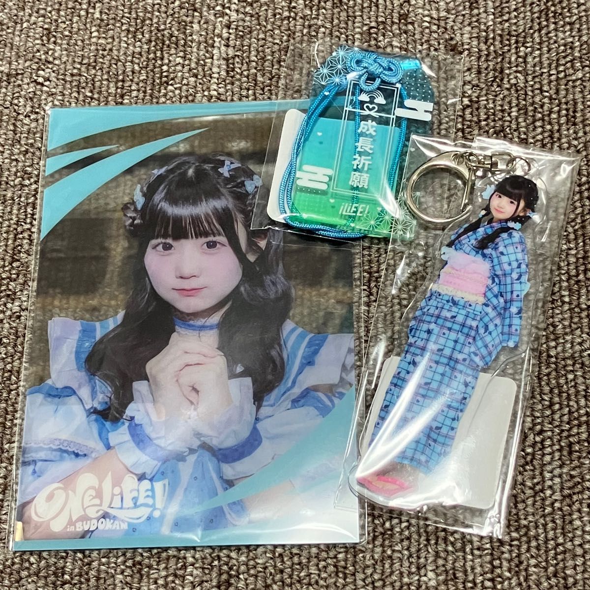 iLiFE 武道館 オンラインくじ 虹羽みに お守り クリアカード｜Yahoo