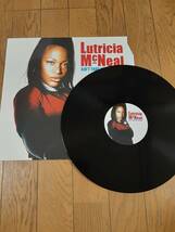Lutricia McNeal AIN'T THAT JUST THE WAY_画像1