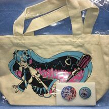 初音ミク　グッズセットD Happyくじ2013 トートバッグ（缶バッジ2個付）　ネックホルダー　全未開封_画像2