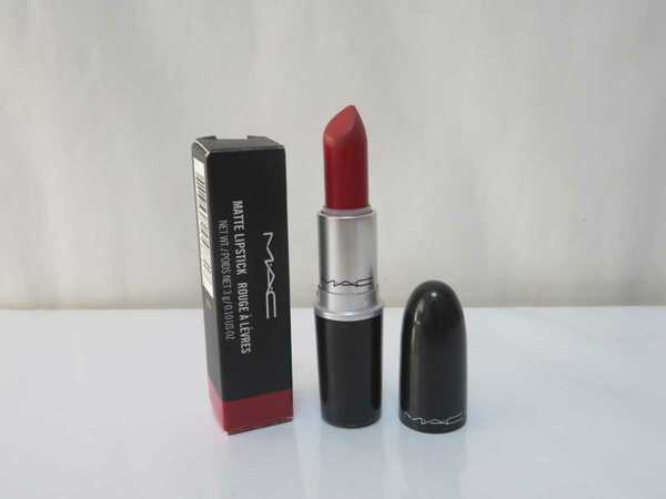 マック　マット　リップスティック　ルージュ　3g　MAC MATTE LIPSTICK ROUGE A LEVRES #612 RUSSIAN RED 送料無料