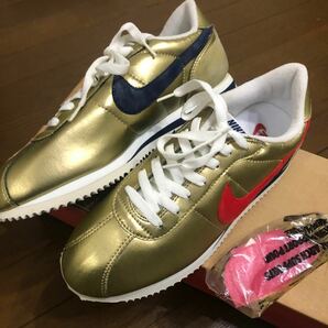 新品　NIKE オリンピック　スニーカー コルテッツ　菅田将暉　ゴールド　supreme ノースフェイス　バンズ　　コンバース