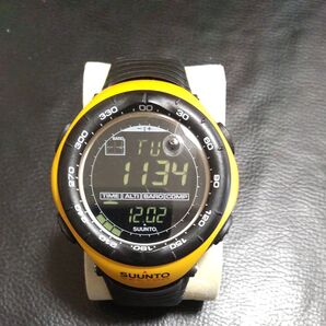 SUUNTO VECTOR スント ベクター 腕時計 イエロー ブラック