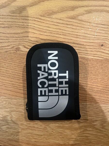 THE NORTH FACE ザノースフェイス ポーチ 男女兼用 スマフォ入れ