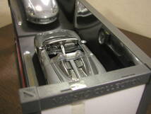 ★☆★ 美品 ポルシェ カレラGT Porsche Carrera GT 1/18 プレミアムエディション PREMIERE EDITION ポルシェ （購入後保管）★☆★ _画像5