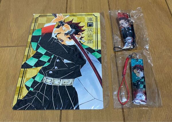 鬼滅の刃 竈門炭治郎 アクリル根付コレクションとポートレートカード