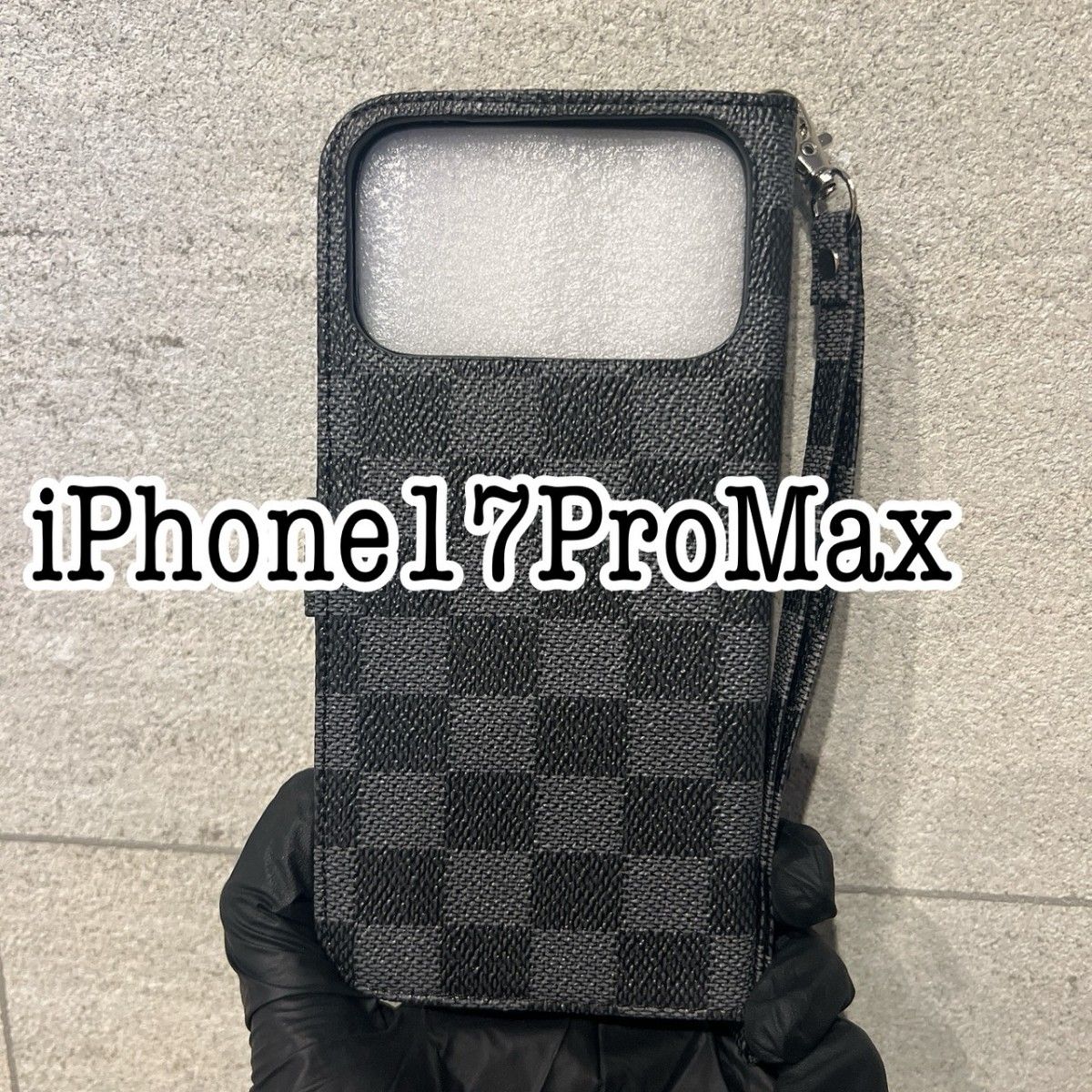 iPhone17ProMax チェック柄手帳型ケース　ブラック　黒