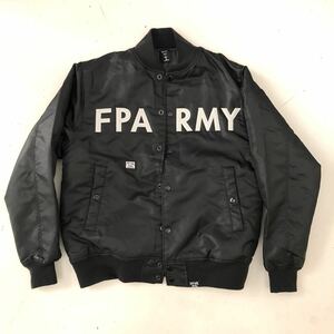 定価以下 ( S ) FPAR チーム ジャケット ブラック ブルゾン スタジャン スカジャン MA1 WTAPS ディセンダント ネイバーフッド クロスボーン