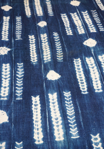 アフリカ　ブルキナファソ　藍染　古布　大判　LLサイズ　No.30　マルチクロス　絞り　飾り布