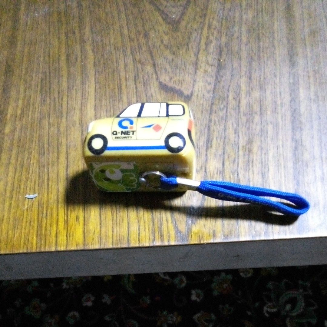 Q-NET SECURITY 車型キーホルダー ミニカー