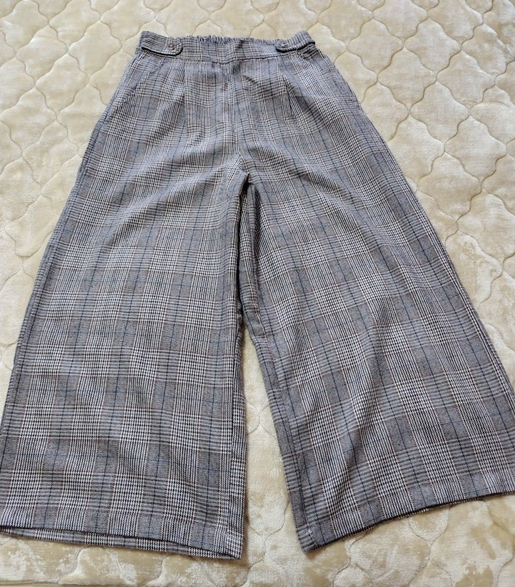 セルフサービス SELF+SERVICE チェック　ワイドパンツ グレー系 　Sサイズ裏地無し　サイドポケット２つ後ポケット２つ　