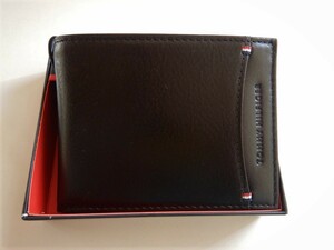 トミーヒルフィガー　TOMMY HILFIGER　ポケットパスケース　カードケース　財布　レザー　革　黒　ブラック　ギフト　プレゼント　新品