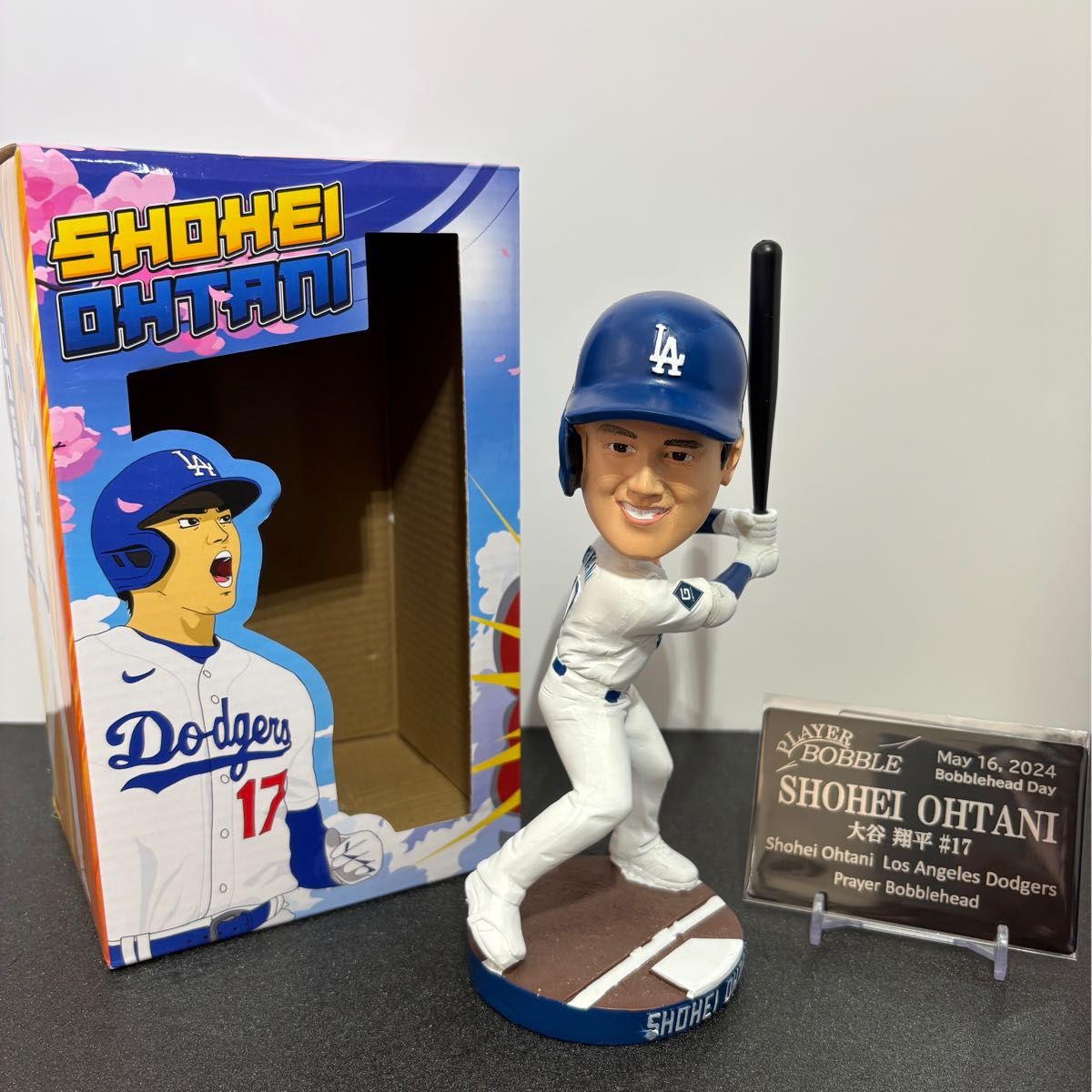 【大谷翔平】2024.5.16 ドジャースタジアム 移籍後初の球場配布ボブルヘッド 白ユニフォーム 新品、未使用 本物