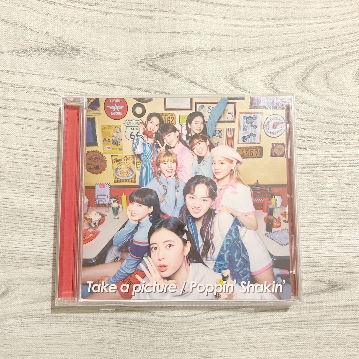 通常盤 NiziU CD/Take a picture／Poppin Shakin 