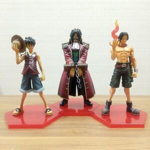 ワンピース Dの称号 ルフィ エース ゴールド ロジャー フィギュア ONE PIECE