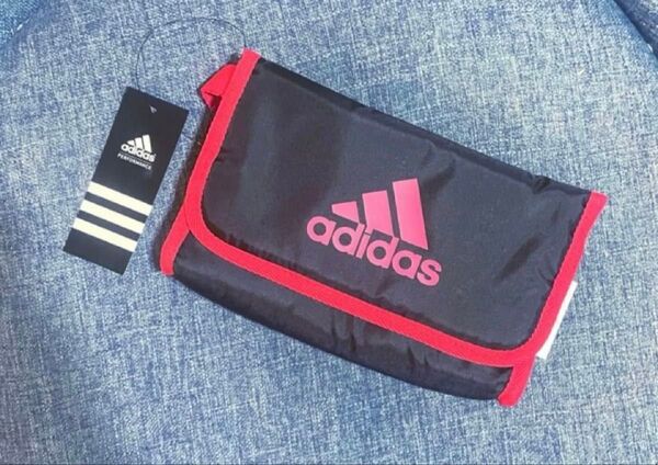 【新品未使用】 adidas (レッド) 彫刻刀セット 送料込み 小学校 小学生