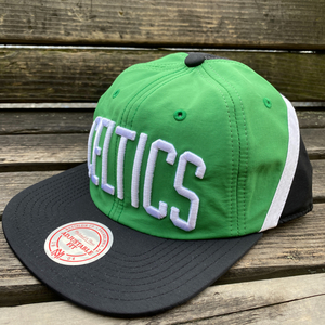 USA正規品 MITCHELL&NESS ミッチェル&ネス Boston ボストン Celtics セルティックス NBA アノラック スナップバックキャップ 緑 黒 バスケ