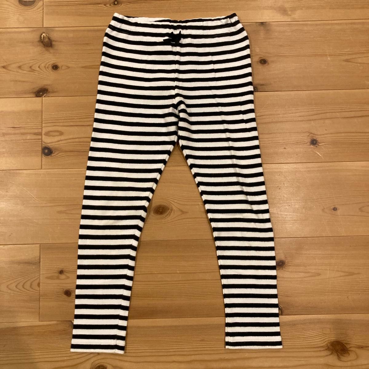 branshes ボーダー柄レギンス 白黒 キッズ120cm