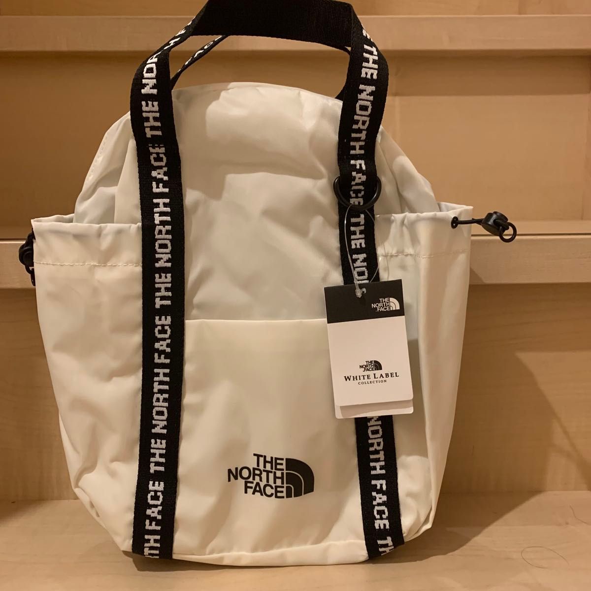 THE NORTH FACE ザノースフェイス リュック カバン バックパック　リュックサック　レディース