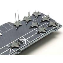 タミヤ模型　特別企画商品　1/700スケールプラモデル　空母　いぶき_画像3
