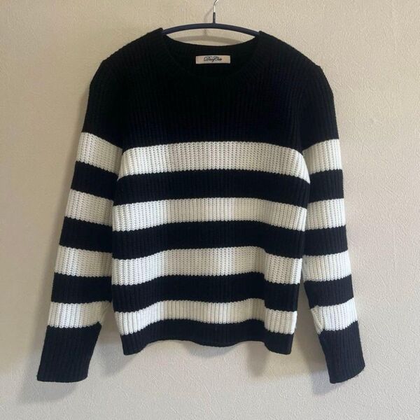 Dazy Clair デイジークレア 長袖 トップス セーター ニット ボーダー シンプル 黒 ブラック 白 ホワイト M