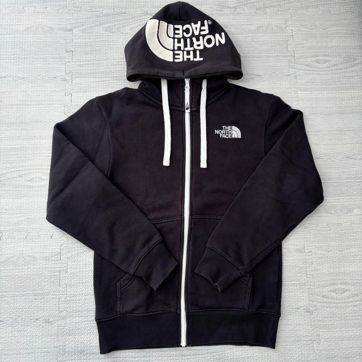 THE NORTH FACE ノースフェイス　パーカー　フルジップパーカー　ジップアップ　ブラック　xs