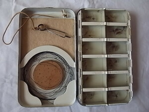 ! ! !　Special Rare Antique Hardy ” Test Montagu ” Fly Box For Collectors　! ! ! 