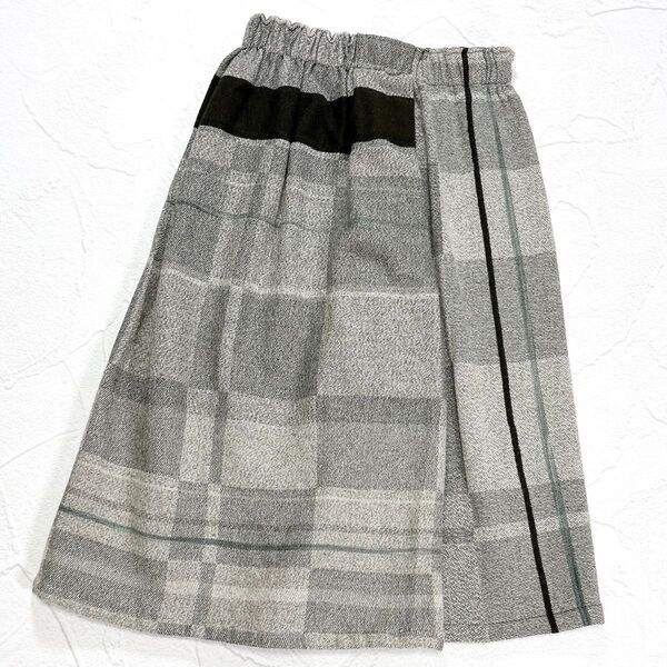 tamaki niime タマキニイメ ポワンスカート タック ウール コットン 日本製 ウエストゴム フレア 玉木新雌 グレー