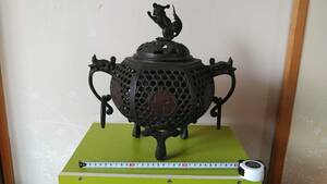 中国古玩　大明宣徳年製　古銅透かし香炉　大きめ