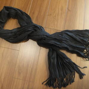 ★ お洒落! 黒無地 シワ化工マフラー ★