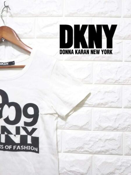 DKNY ダナキャラン Tシャツ　SS1451
